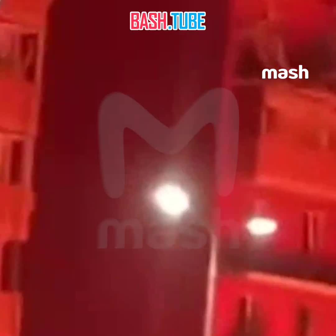  «Все окна повылетали со стеклом»