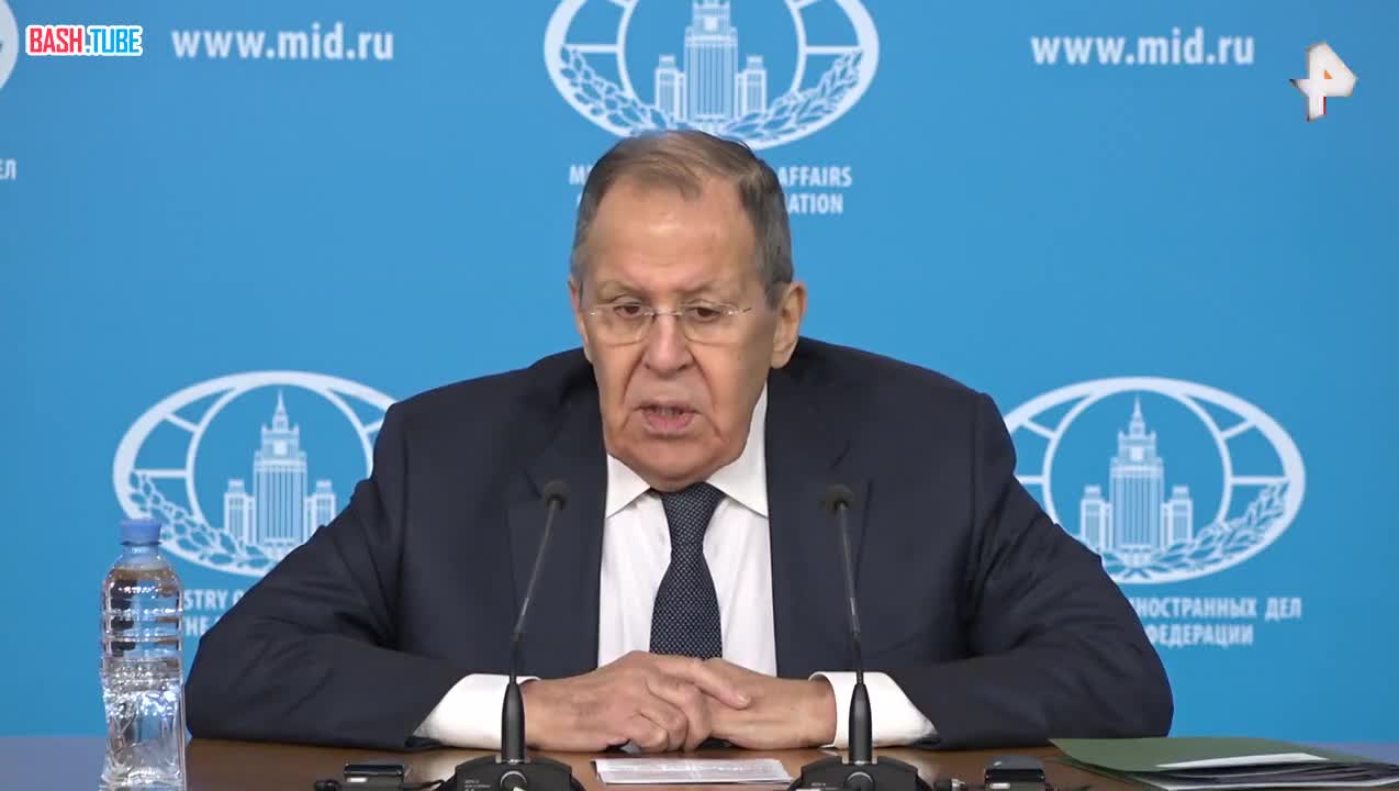  «Можете не махать рукой, пожалуйста»: Сергей Лавров сделал замечание на пресс-конференции