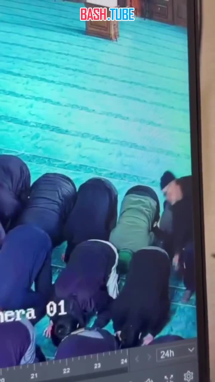  В Узбекистане мужчина умер прямо во время намаза в мечете