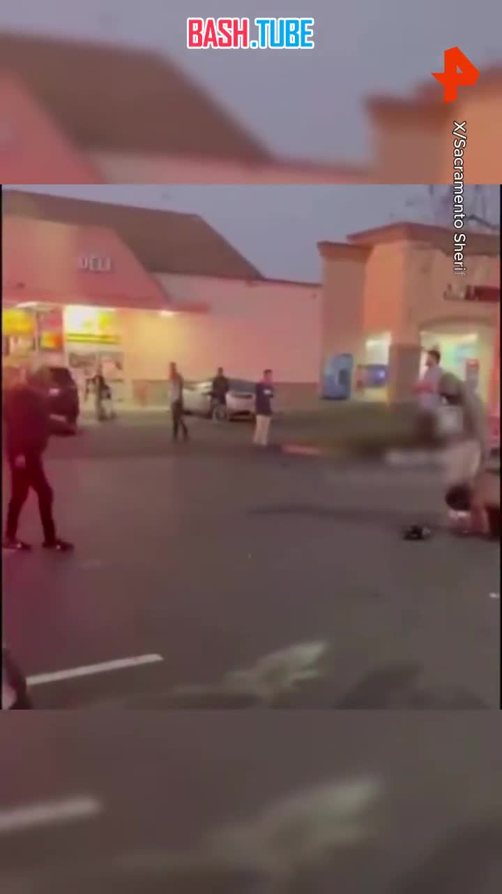  Погоняли по парковке, перевернули машину, расстроились и открыли стрельбу по прохожим