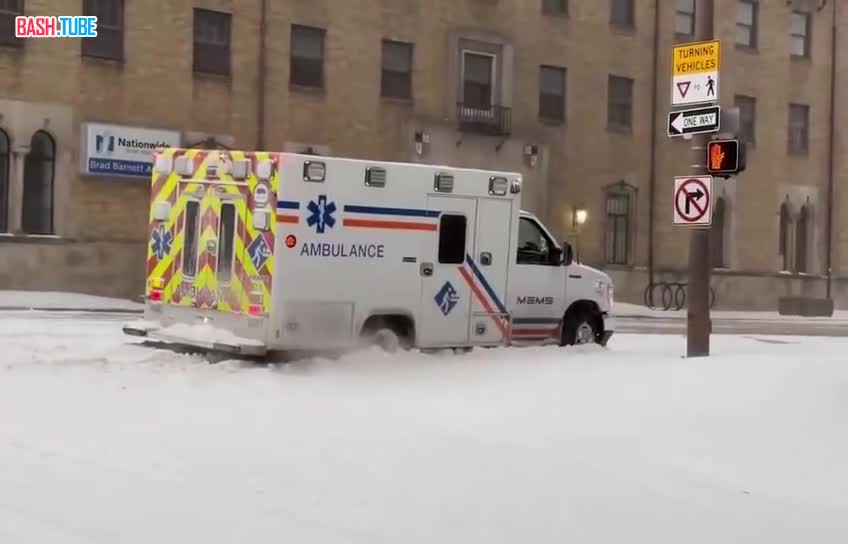  Из-за зимнего шторма в США без электричества остались около 132 тыс. домов, отменены более 12 тыс. авиарейсов, - NBC News