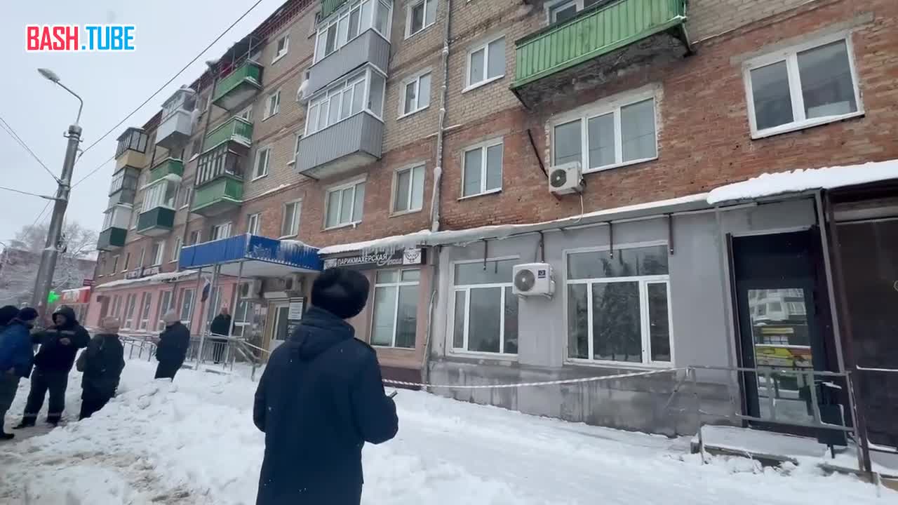  Глыба льда упала на женщину в Пензе. Она скончалась на месте
