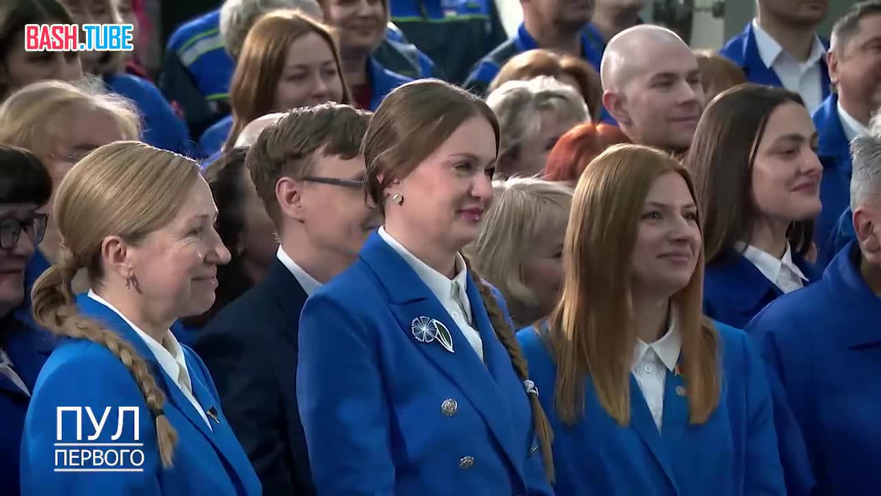  Лучшая косметика для женской красоты - лопата в руки и чистить снег, заявил Лукашенко