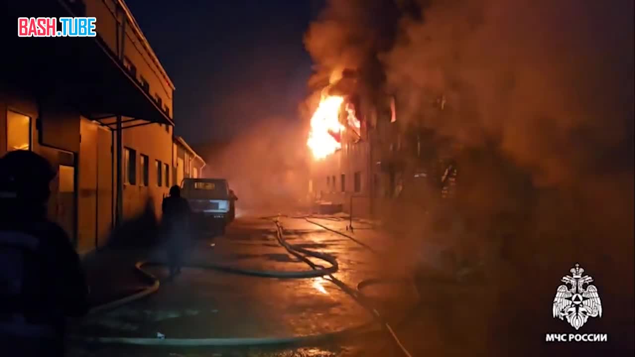  Возгорание цеха по изготовлению мебели произошло во Владивостоке