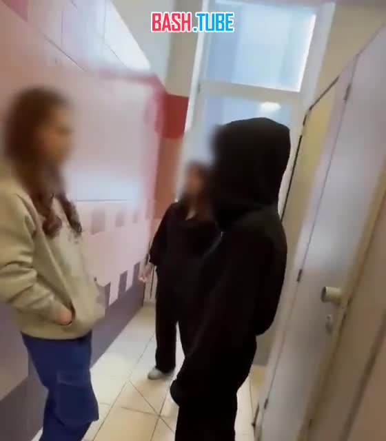  Отхлестали по лицу мокрыми тряпками и отрезали волосы