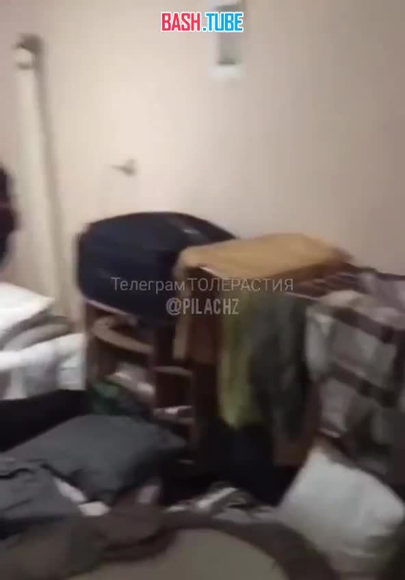  В Красногорске мигранты заселились в подвал, сделали из него импровизированный хостел и оборудовали там мастерскую