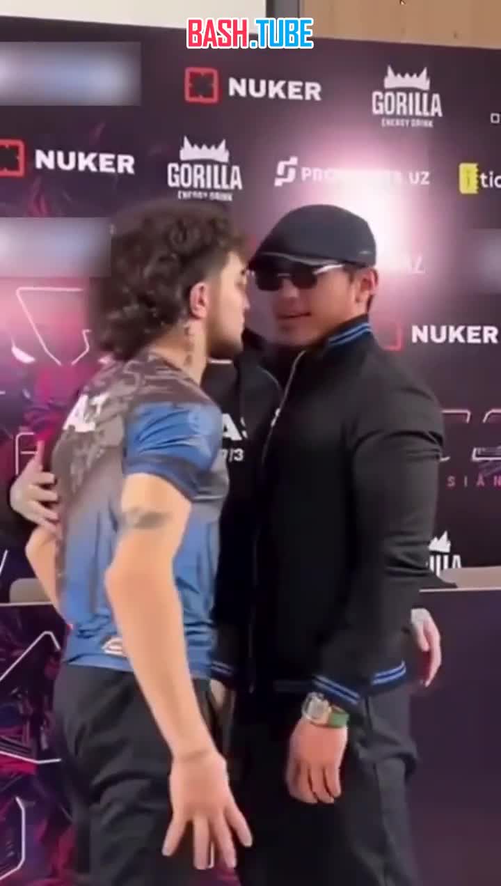  Узбекский боец ММА напугал азербайджанского оппонента на битве взглядов и поплатился за это