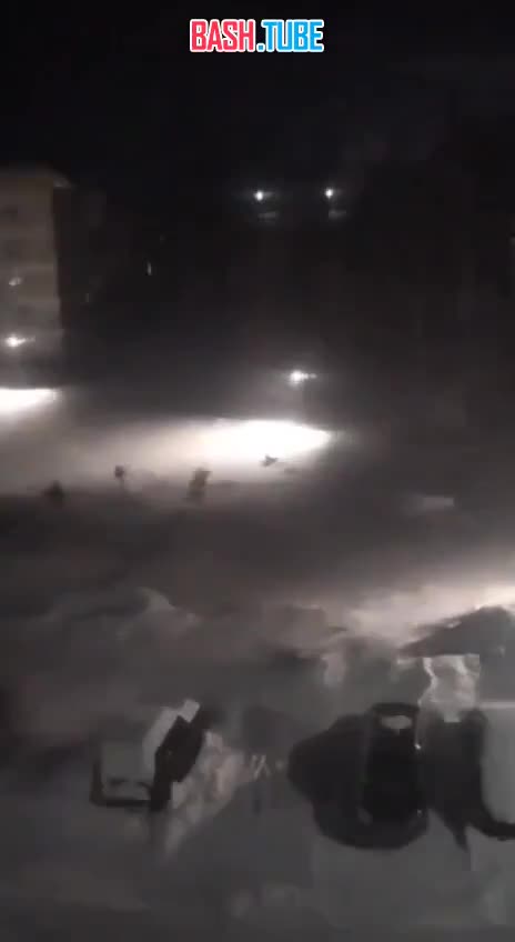  «Застряла по грудь в снегу»: прохожие спасли бабушку в сугробе в Пермском крае