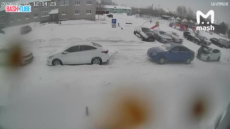  Два человека пострадали при взрыве цистерны с бензином на заправке в ХМАО