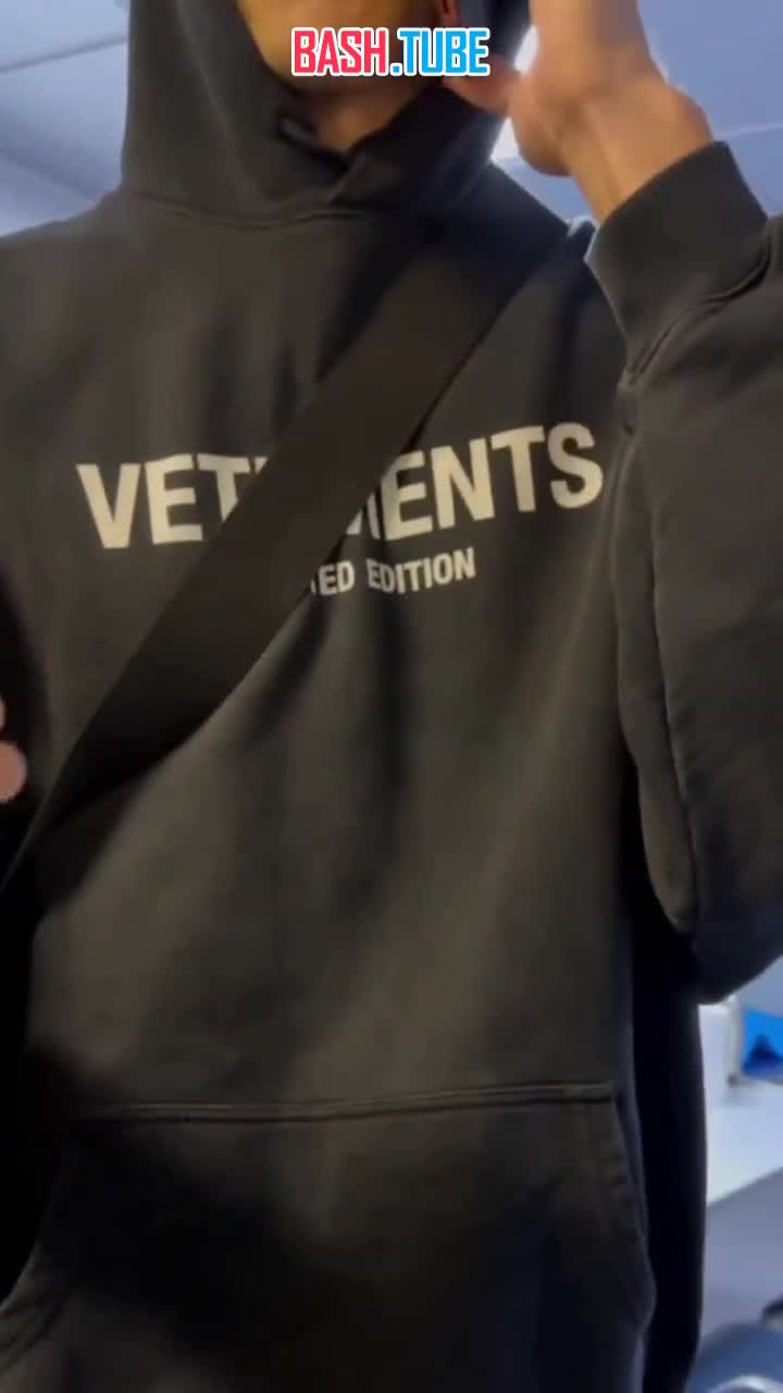  Комику Нурлану Сабурову на 50 лет запретили въезд в Россию