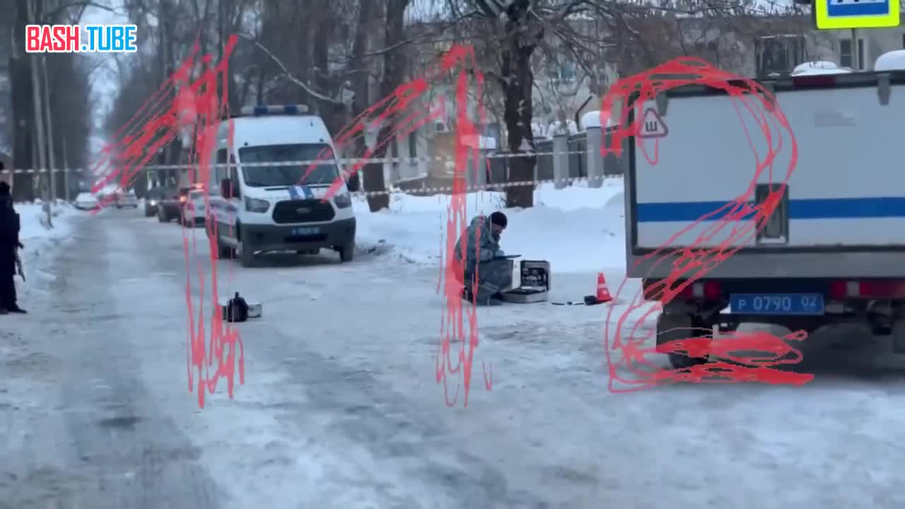  Два сотрудника полиции пострадали в результате нападения на общежитие медицинского университета в Уфе