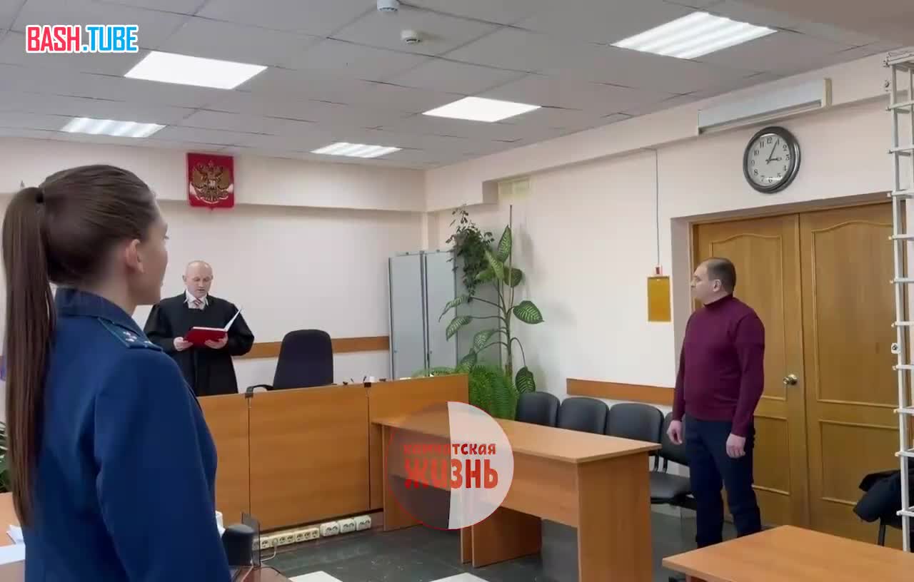  На Камчатке лишили звания и посадили бывшего начальника колонии № 5, который поддерживал воровские традиции