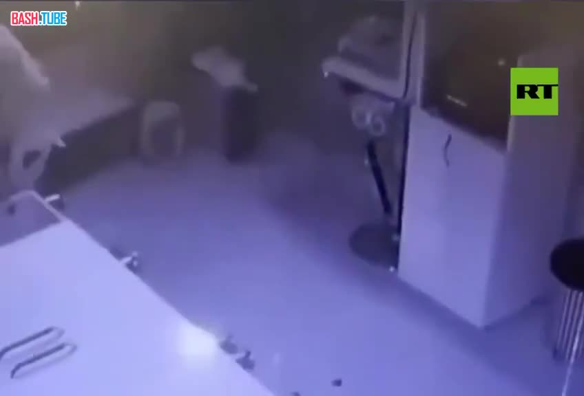 В Кайсери вор ограбил ювелирный магазин с помощью вилочного погрузчика и скрылся с места происшествия на осле