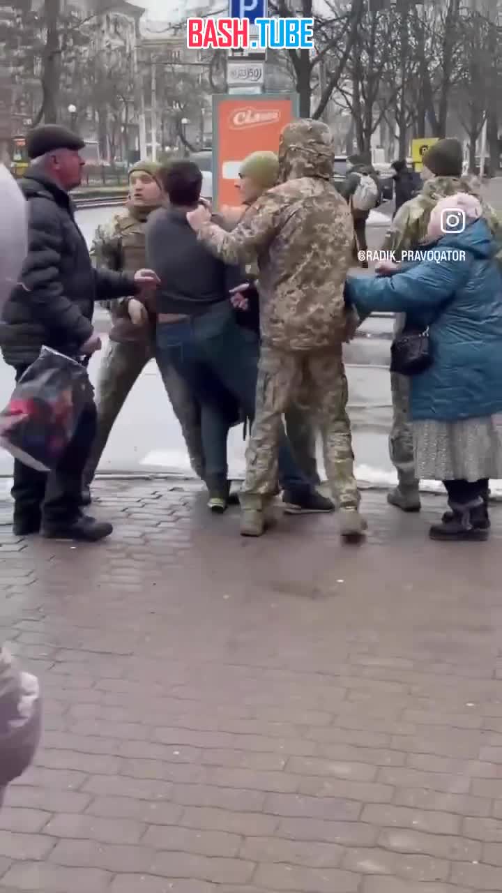  На Украине появился народный герой: RedMan