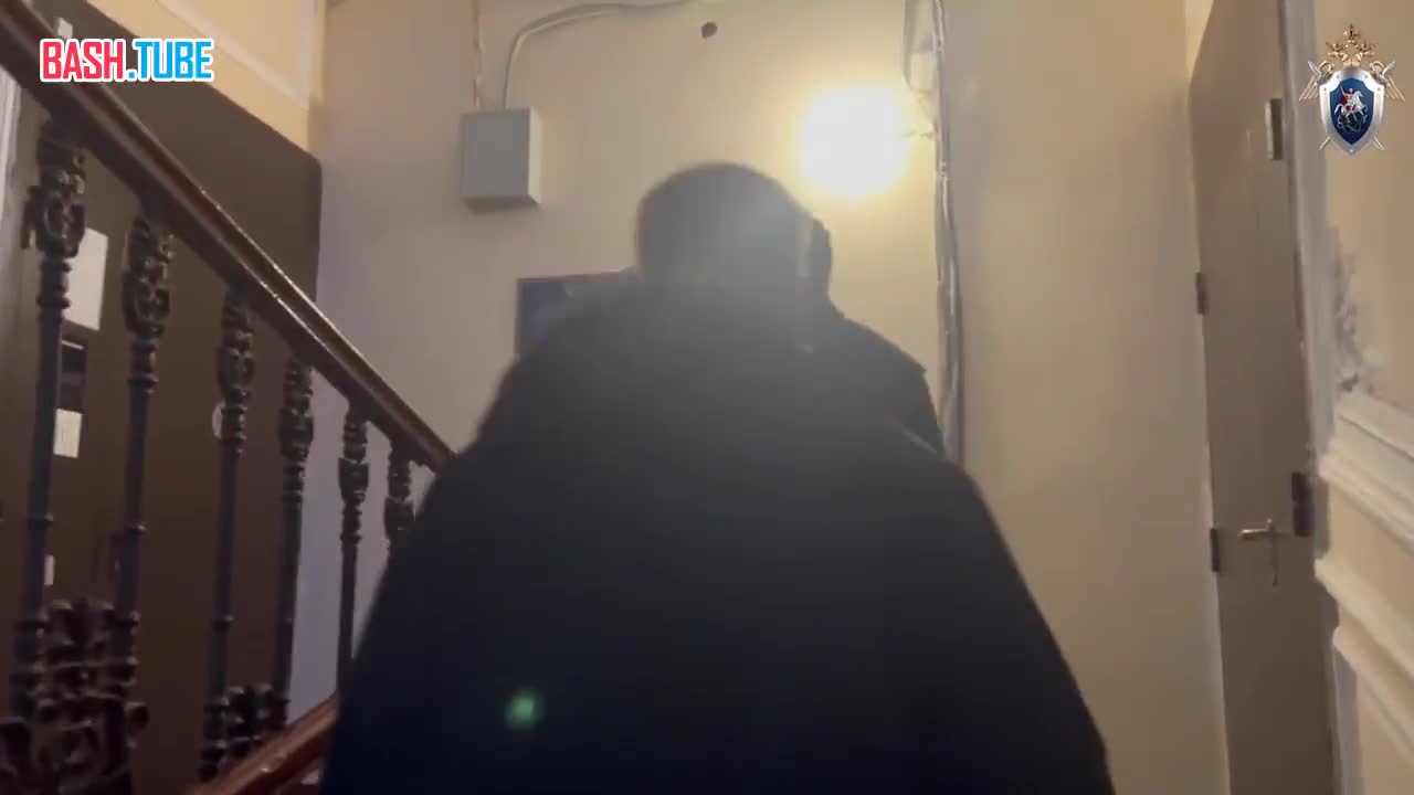  На петербуржца, потушившего Вечный огонь на Марсовом поле, завели уголовное дело