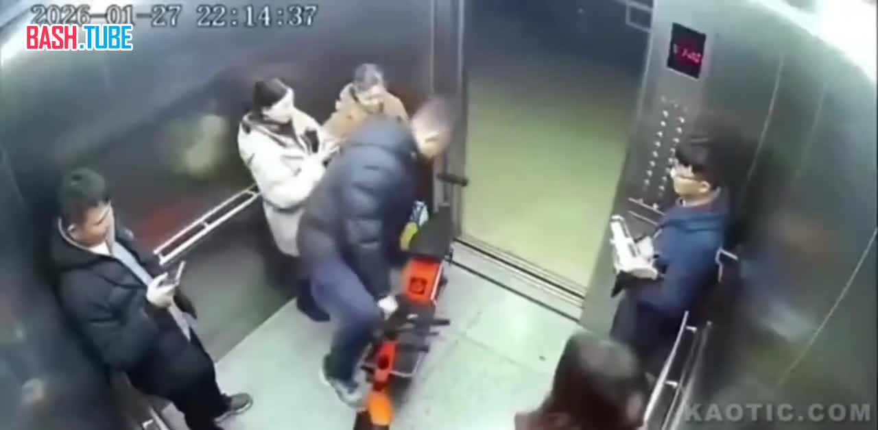  Воспламенение аккумулятора электро байка в лифте