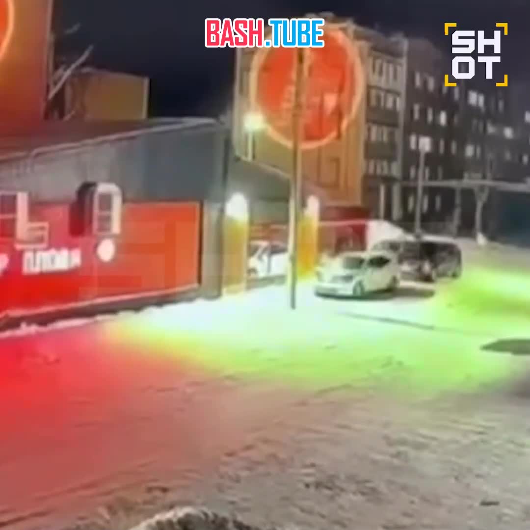  Момент мощного взрыва газа в казахстанском кафе. В данный момент известно о 7 погибших, среди них 16-летняя девочка
