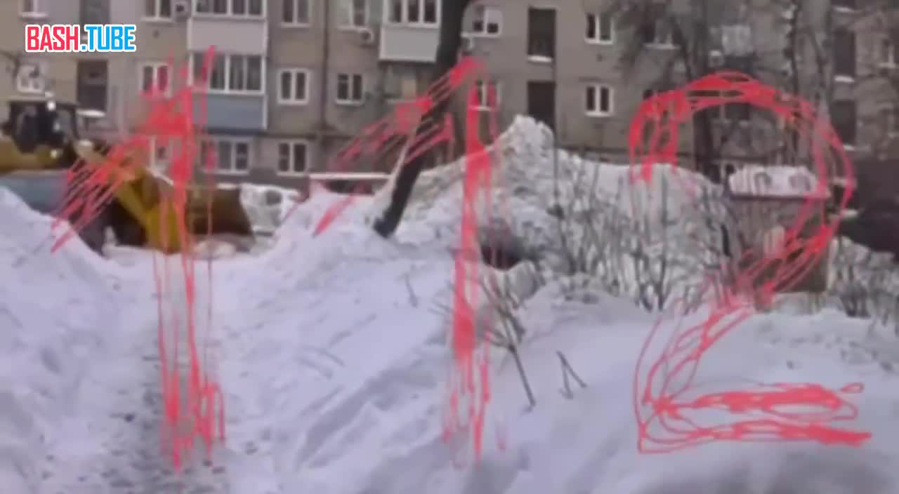  Подросток задохнулся в сугробе в Подмосковье из-за того, что трактор случайно засыпал единственный лаз из снежного тоннеля -