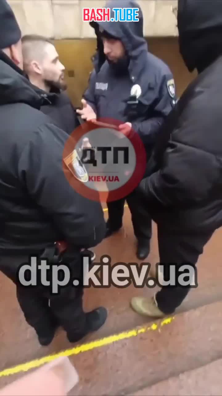  В Киеве призывник эффектно ускользнул от полицейских, собиравшихся его бусифицировать