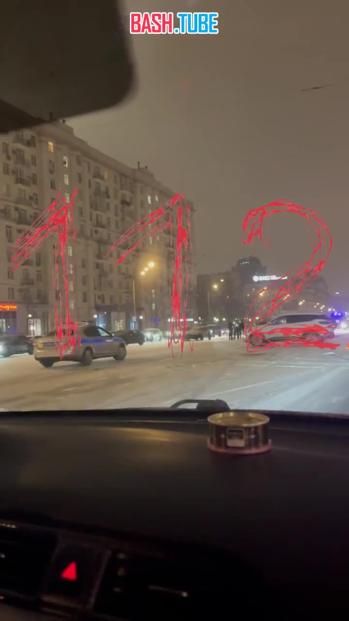  Шесть машин столкнулись на Кутузовском проспекте в Москве