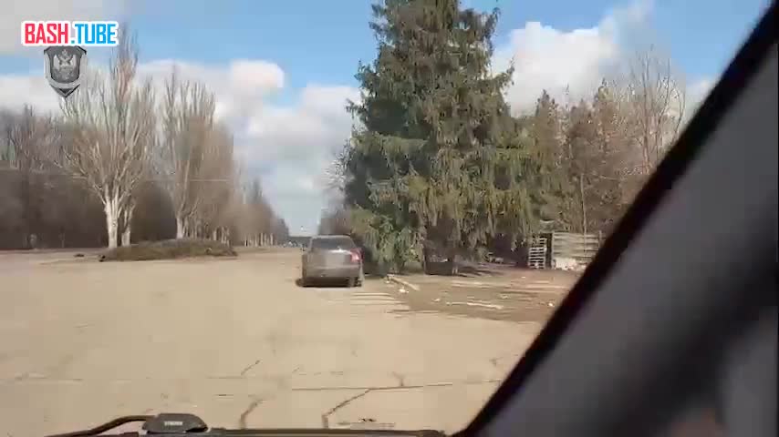  Оперативники ФСБ по ЛНР задержали агента украинских спецслужб во время съёмки одного из объектов