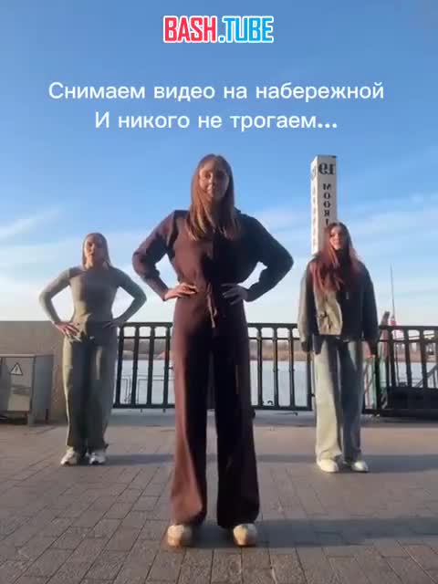  «Там ребята гибнут, пока вы танцуете»
