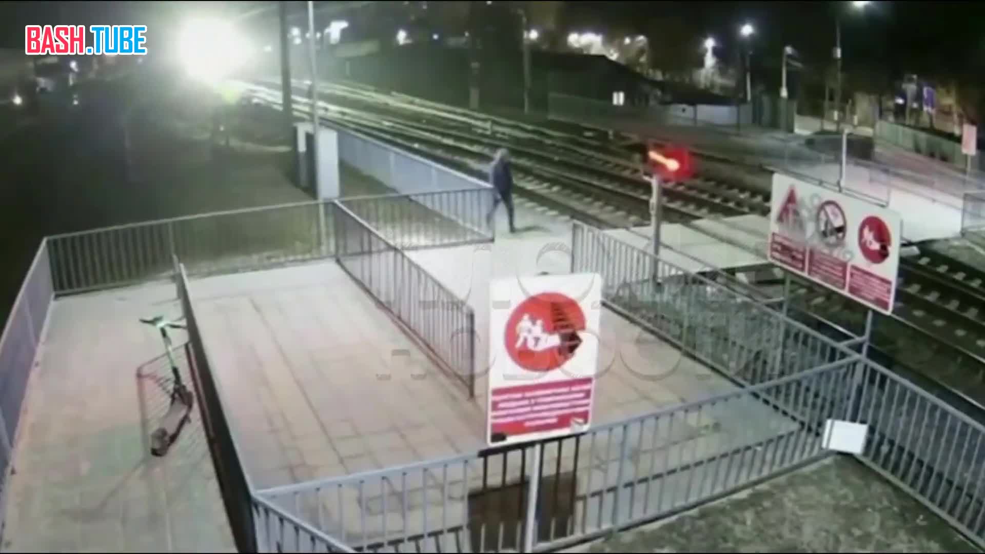  В Киевской области электричка на полном ходу сбила мужчину