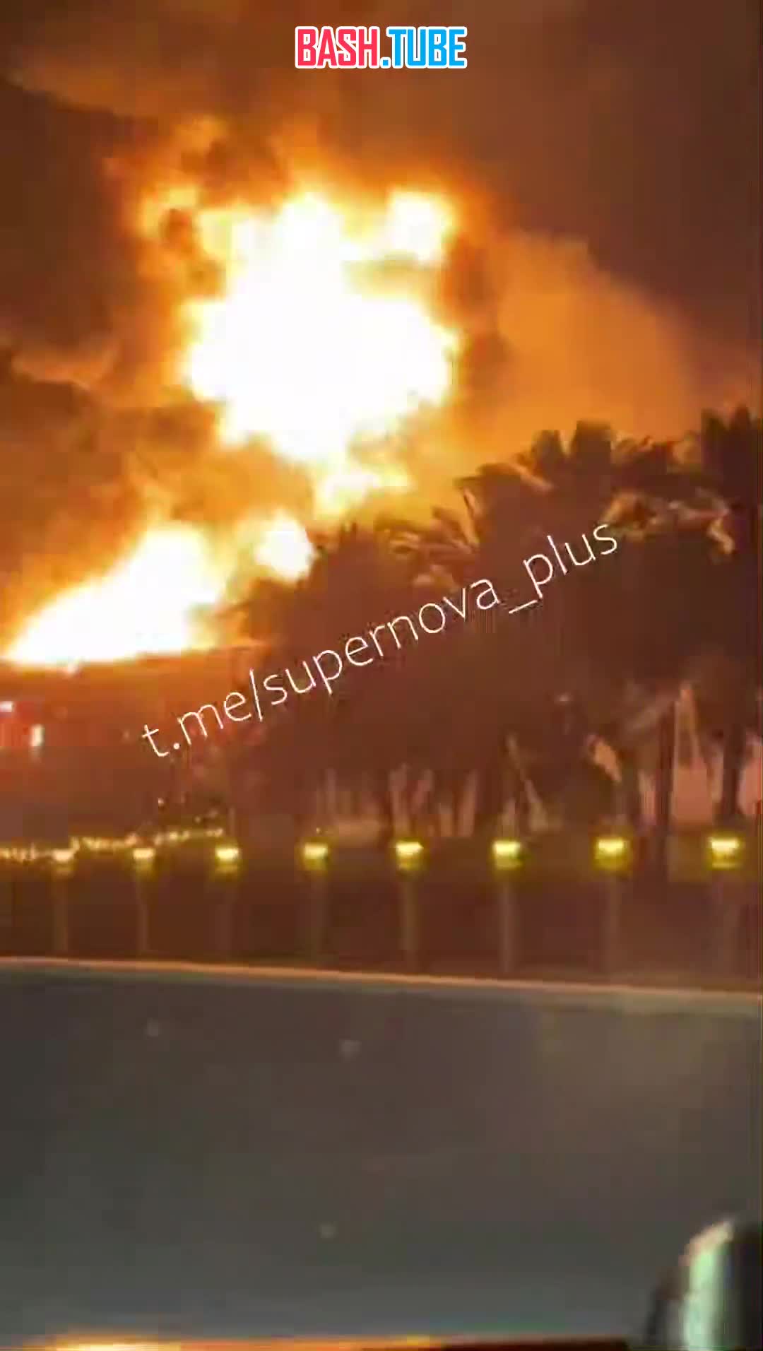  Масштаб пожара в зоне хранения топлива Международного аэропорта Дубая после иранского удара, - СМИ