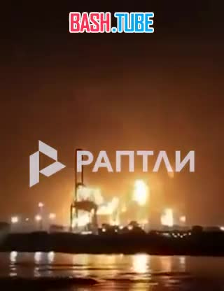  Мощнейший пожар полыхает в районе крупнейшего в Катаре комплекса по производству СПГ - после прилета иранской ракеты