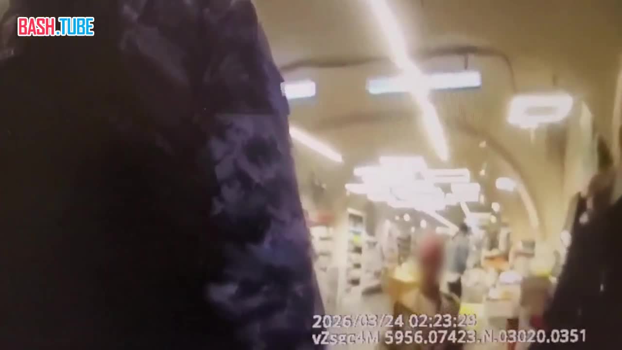  Росгвардейцы вернули 11-летнюю сладкоежку, которая ушла из дома за конфетами в два часа ночи в Санкт-Петербурге