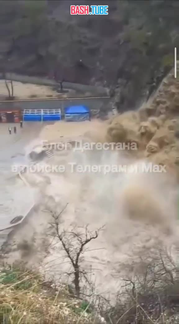  Мощный водопад образовался в результате проливных дождей (Дагестан 28/03/2026)