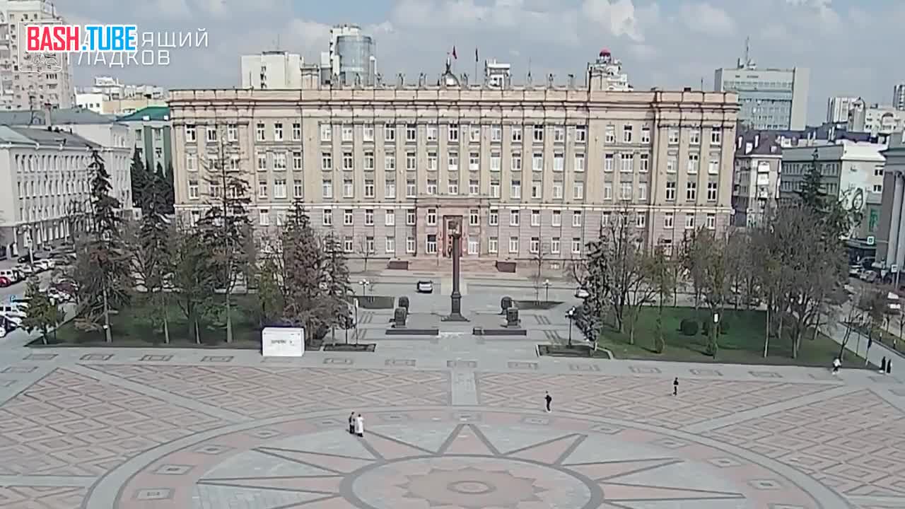  Момент удара дрона ВСУ по зданию правительства в Белгородской области