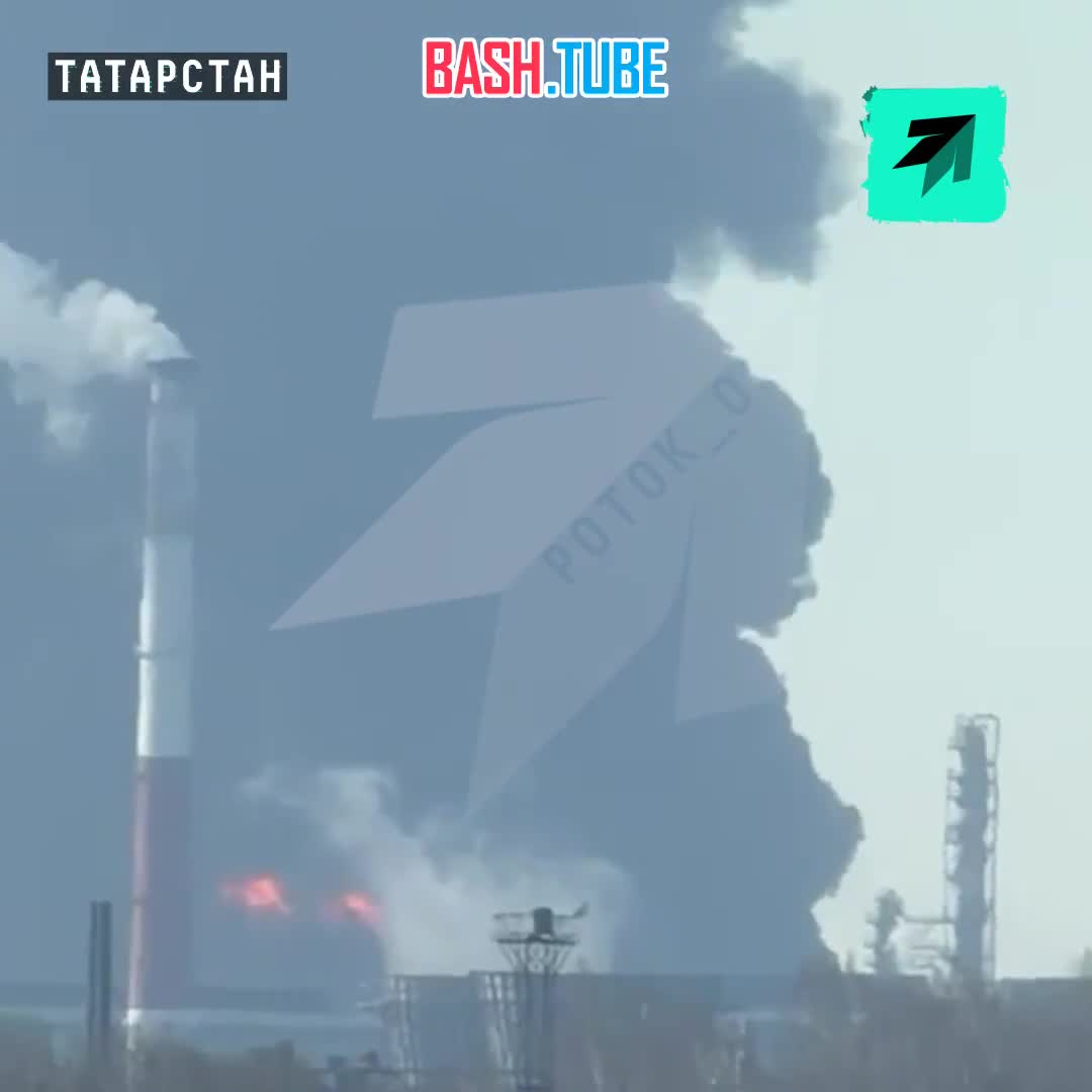  Мощный пожар на территории промзоны в Нижнекамске