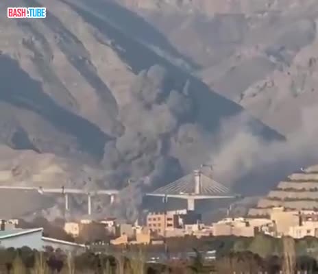  Соединяющий Тегеран с западными регионами мост разрушен