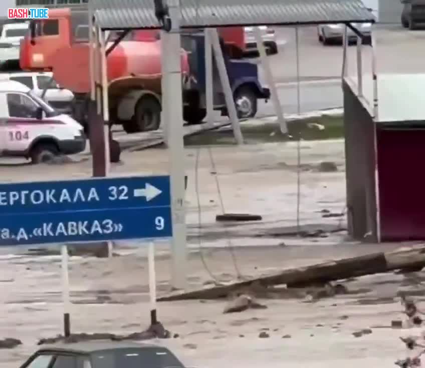  Человека, которого уносило течение, спасли в Дагестане
